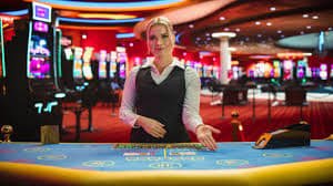Live table statistics dashboard on gacor 02.com showing roulette spins and baccarat outcomes